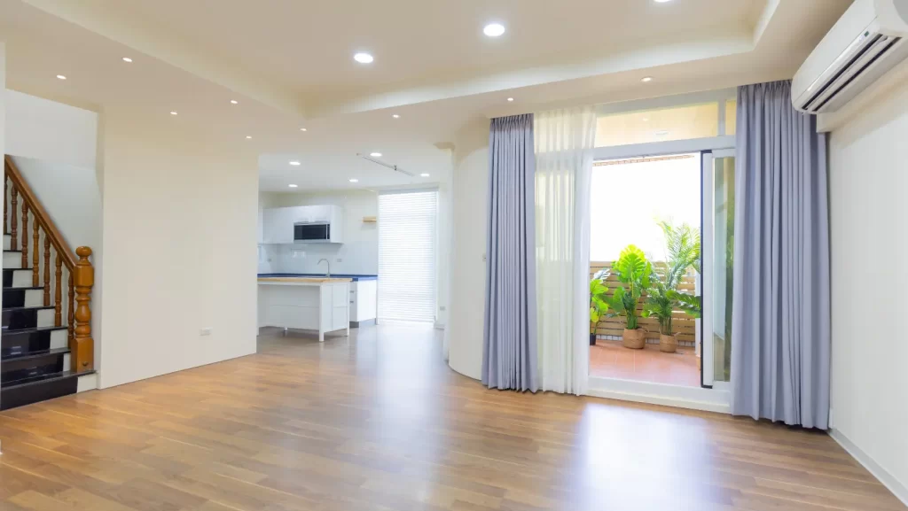 empty house cleaning