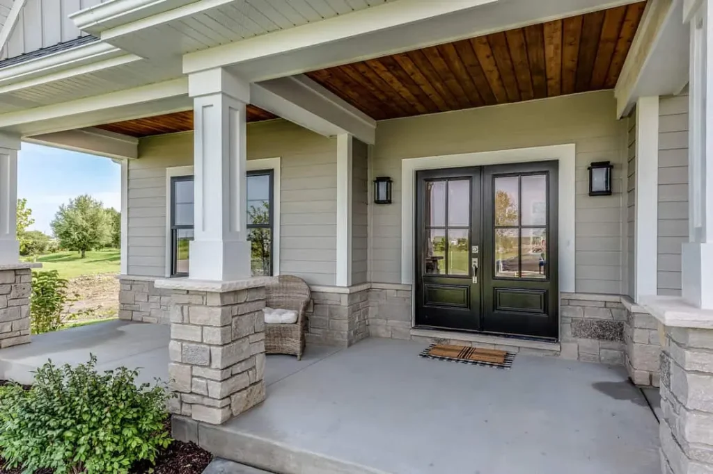 Elevated Cleaning Solutions for Jupiter Farms Neighborhoods from Top to Bottom